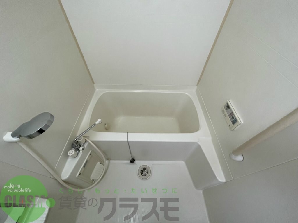 物件内観写真8　(きれいなお風呂です)