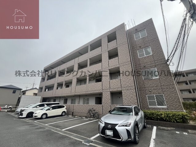 物件外観写真4　(大きなものも収納できそうです)