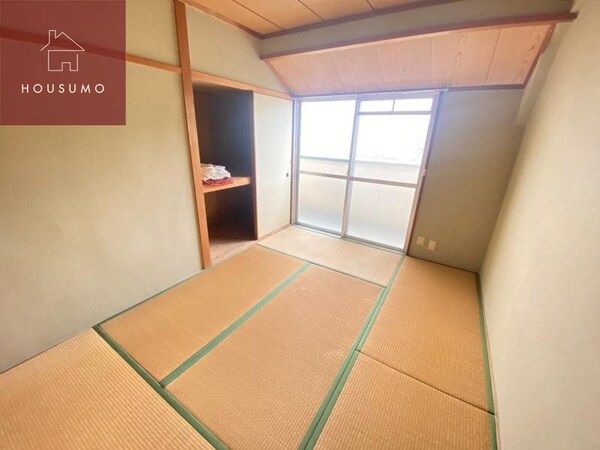 和室(柔らかい畳が心地よい和室)