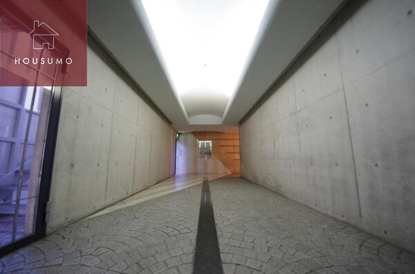 エントランス(建物の内部です)