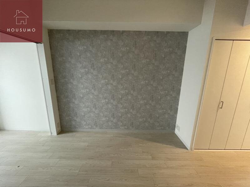 物件内観写真16　(おしゃれな居間です)