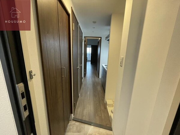 玄関(シンプルで使いやすい玄関です)
