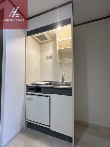 物件内観写真6　(コンパクトなキッチンで掃除もラクラク)