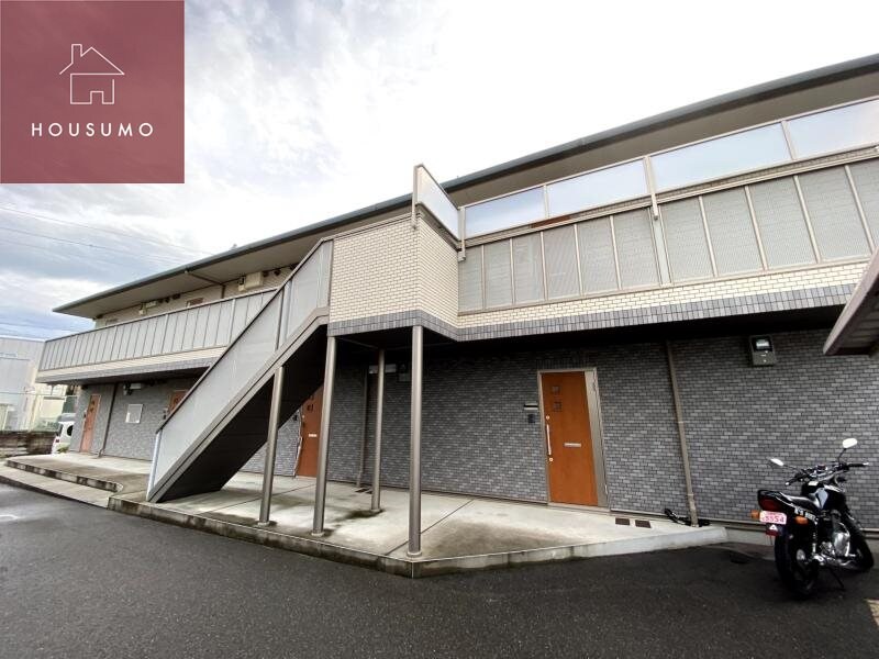 物件外観写真3　(建物外観を気になさる方へ、見た目の良い物件です)