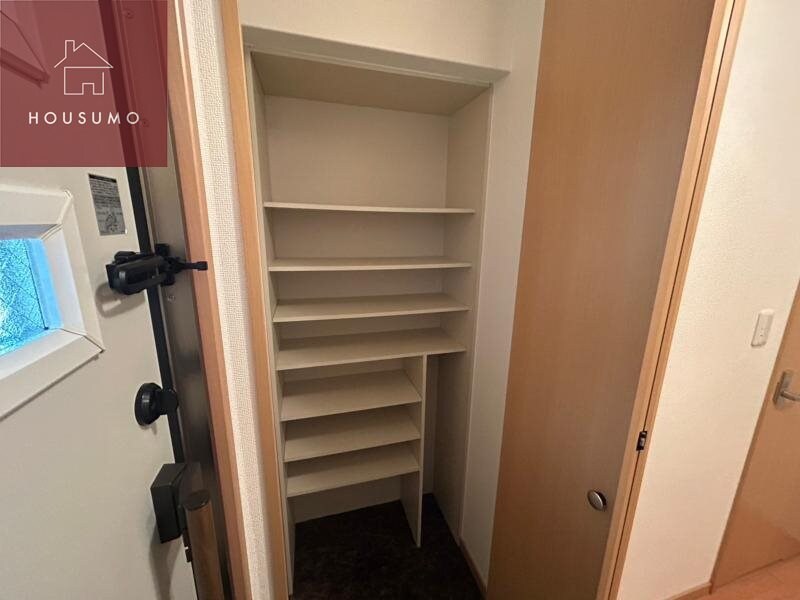 物件内観写真20　(収納があります)