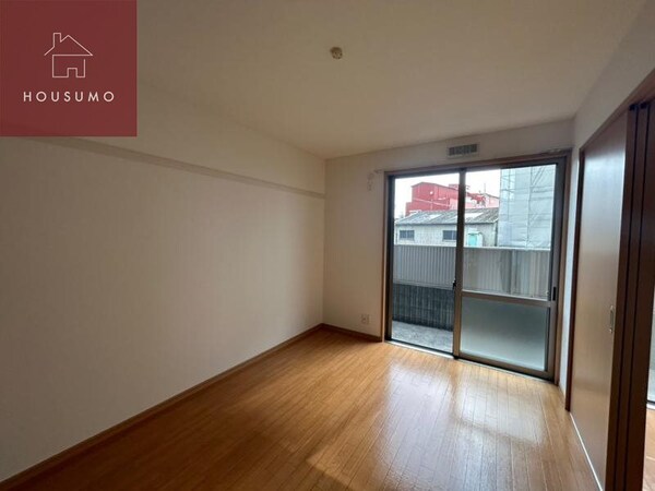 洋室(洋室です)