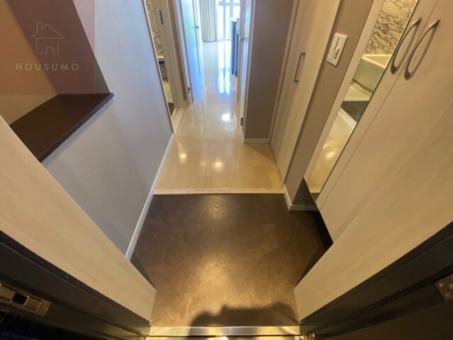 物件内観写真12　(暖かな日差しのふりそそぐバルコニー)