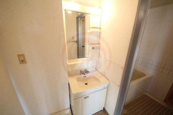 洗面・脱衣所(コンパクトで使いやすい洗面所)