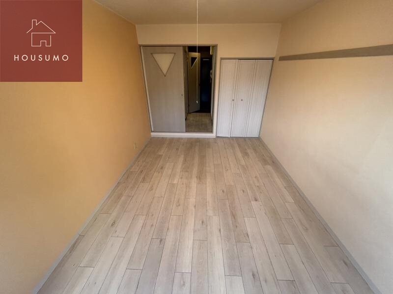 物件内観写真5　(ゆったり過ごせるリビングです)