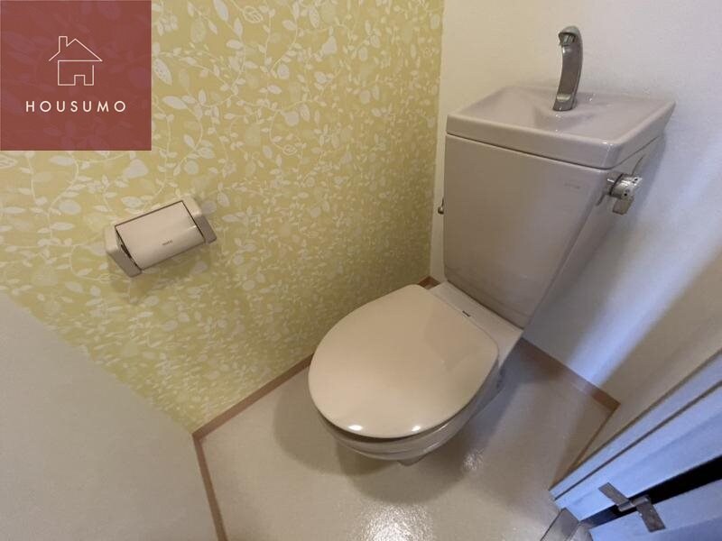 物件内観写真9　(清潔感のあるトイレです)