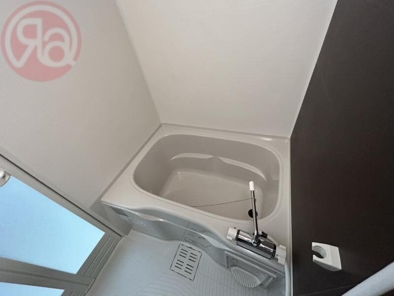 物件内観写真18　(コンパクトで使いやすいお風呂です)