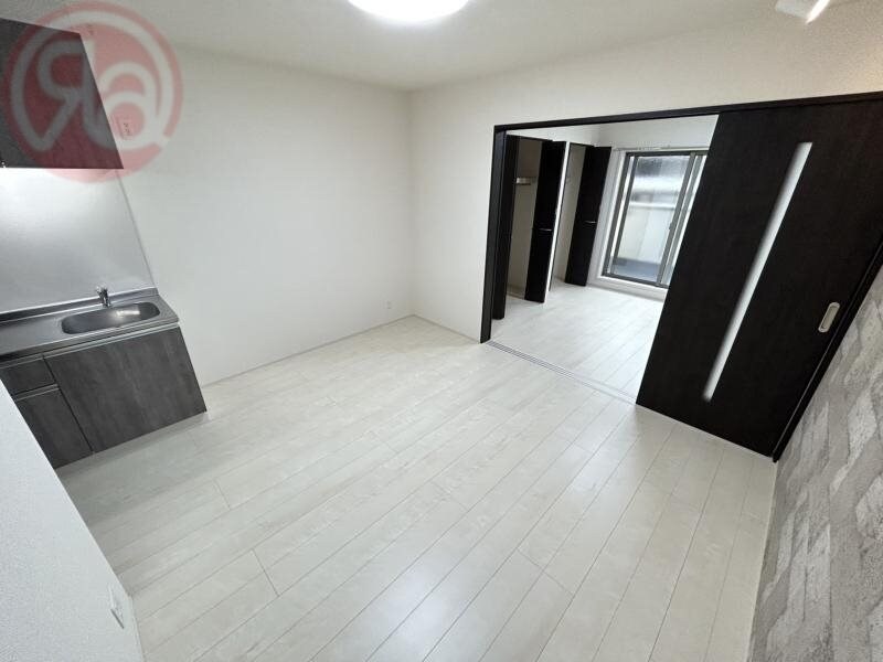 物件内観写真21　(ゆったりとしたリビングです)