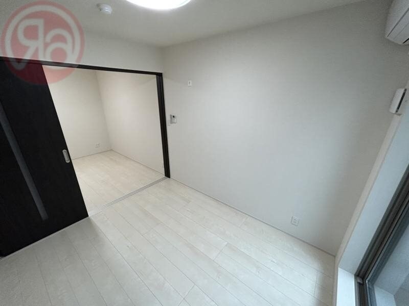 物件内観写真27　(落ち着いて過ごせるお部屋なので、寝室にいかがでしょうか)