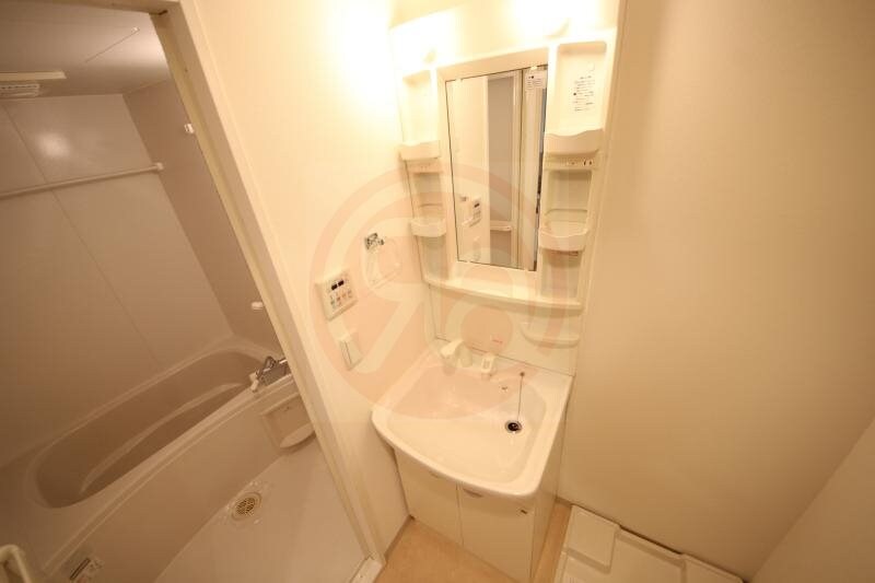 物件内観写真29　(独立洗面化粧台付き)