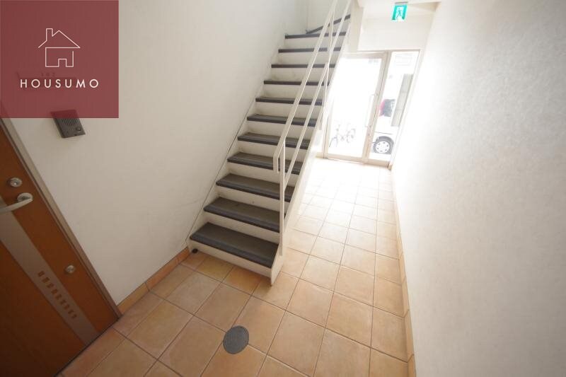 物件外観写真2　(建物の内部です)