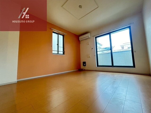 物件内観写真6　(使いやすいリビングです)