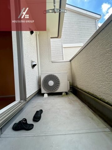 物件内観写真15　(暖かな日差しのふりそそぐバルコニー)