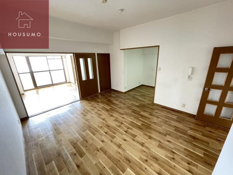 物件内観写真16　(リビングです)