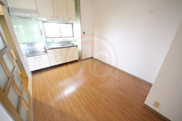 洋室(きれいな洋室です)