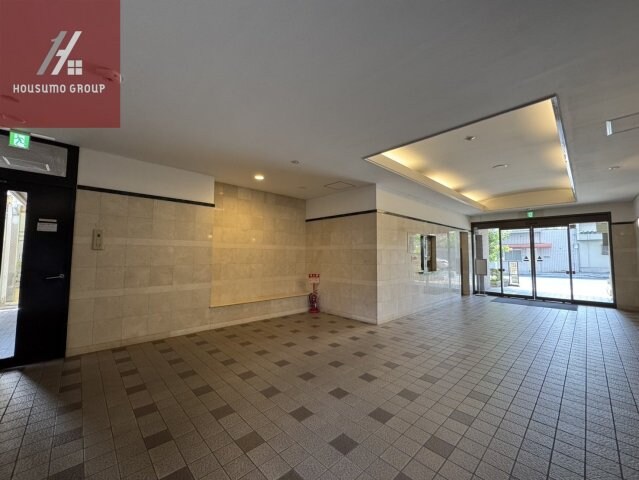 物件外観写真2　(ロビーです)