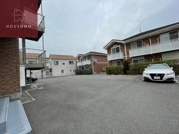 駐車場(駐車場完備です)