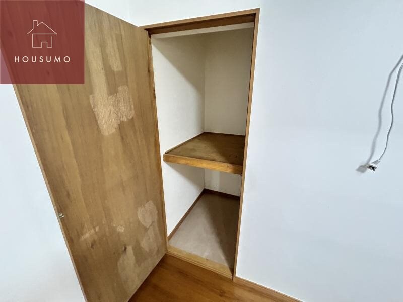 物件内観写真19　(収納スペース豊富です)