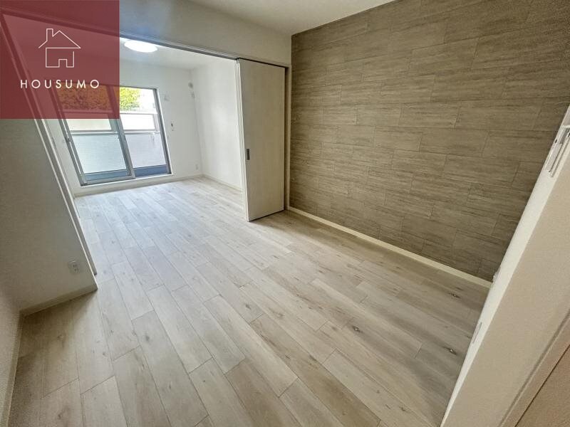 物件内観写真5　(ゆったり過ごせるリビングです)