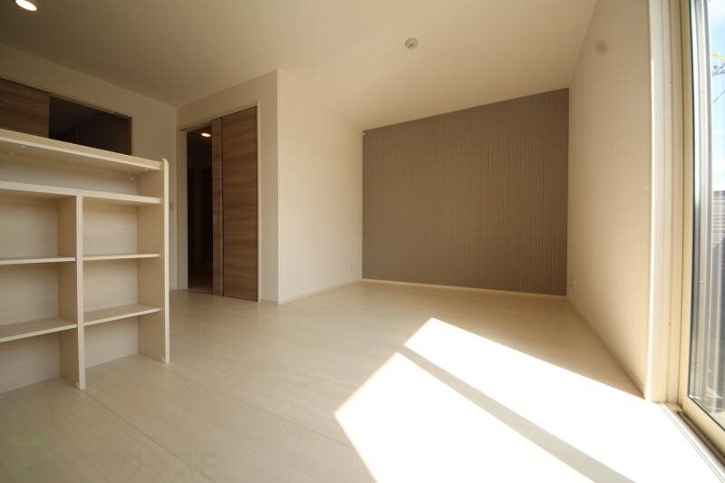 物件内観写真5　(使いやすいリビングです)