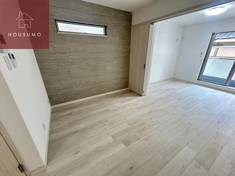 物件内観写真5　(使いやすいリビングです)