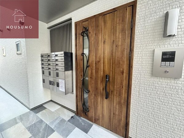 エントランス(毎日通るエントランスはこのようになっています)