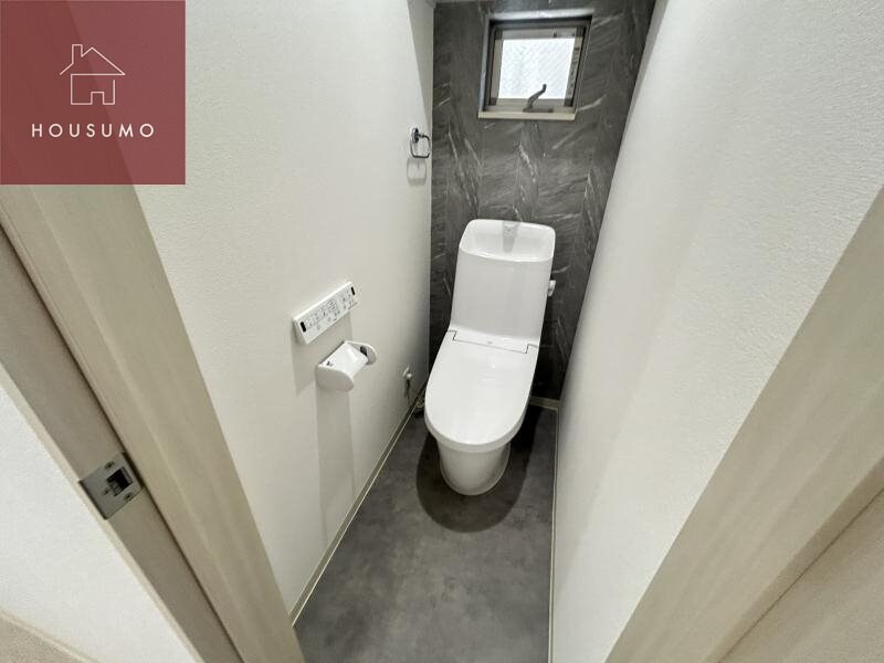 物件内観写真9　(清潔感のあるトイレです)