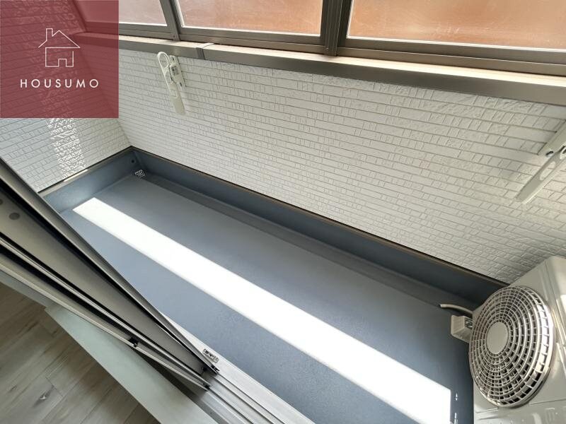 物件内観写真13　(広々としたバルコニーです)