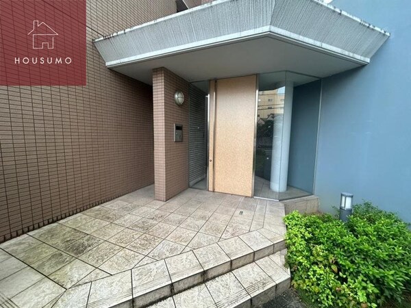 エントランス(建物の内部です)
