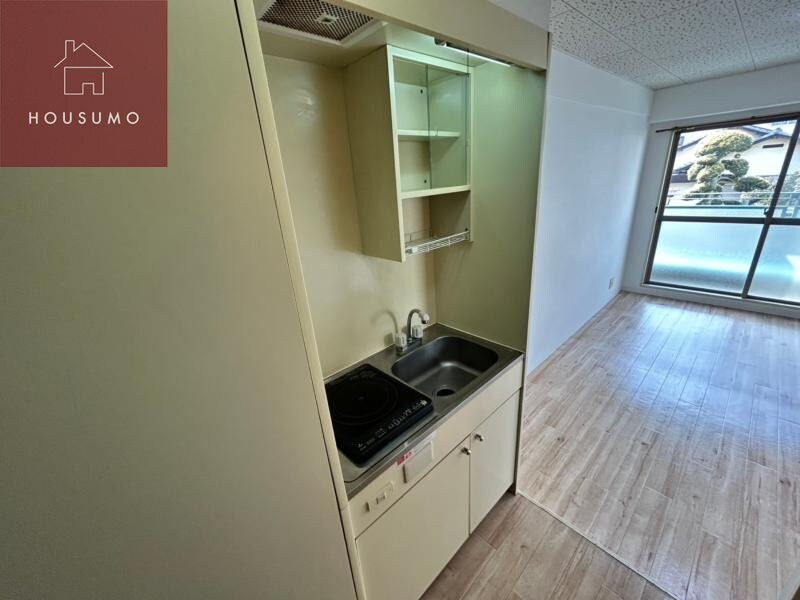 物件内観写真17　(コンパクトなキッチンで掃除もラクラク)