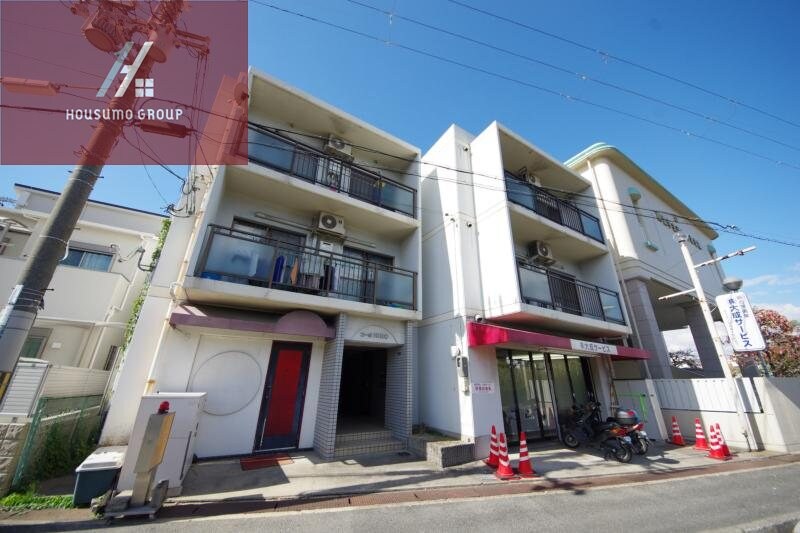 物件外観写真4　(外観は落ち着いています)