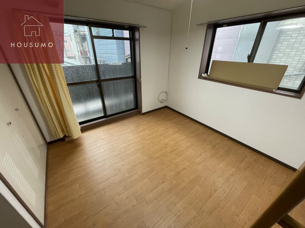 物件内観写真5　(リビングです)