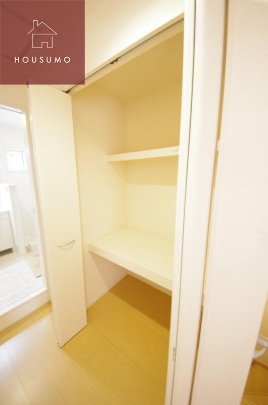 物件内観写真20　(収納スペース豊富です)