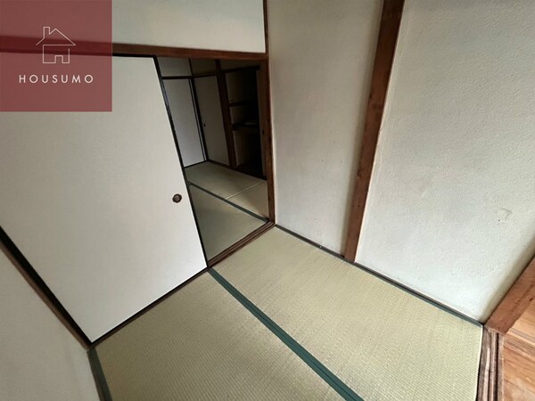 寝室(寝室です)