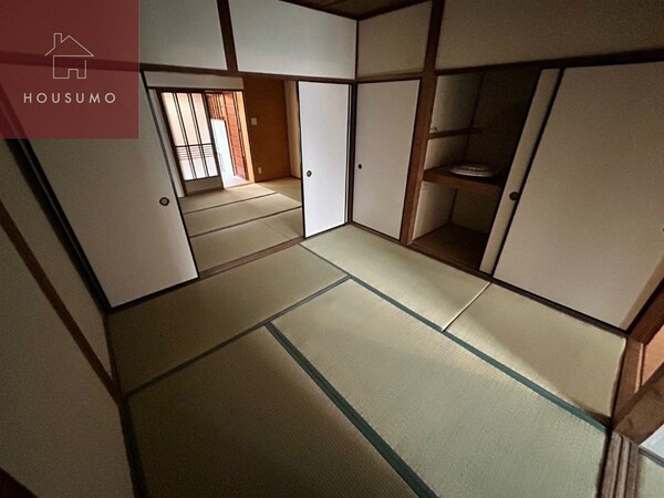 和室(い草の香りが落ち着く素敵な和室です)