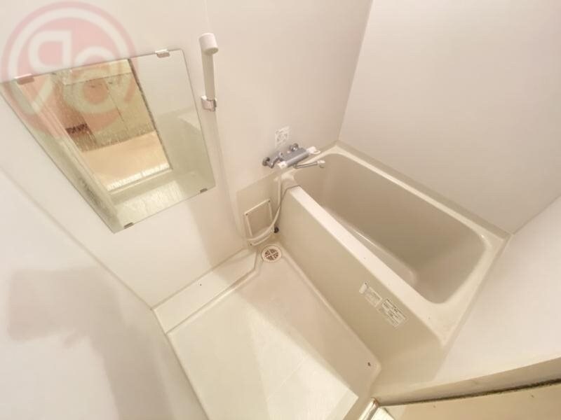 物件内観写真8　(お風呂です)