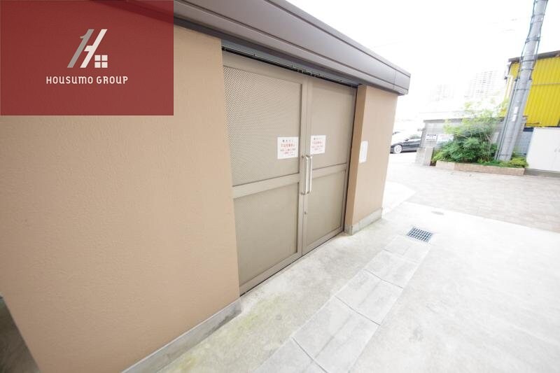 物件内観写真19　(専用の収納スペースです)