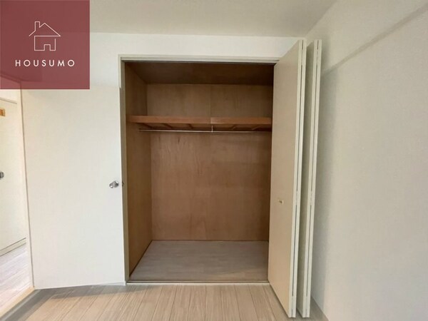 収納(小物を収納するのに便利です)