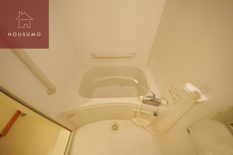 物件内観写真18　(日々の疲れを癒すお風呂付です)