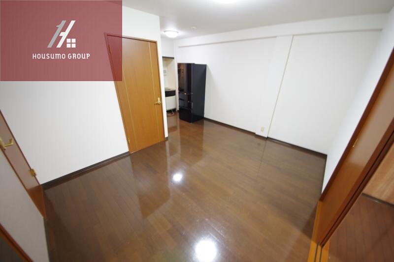 物件内観写真6　(使いやすい居間です)