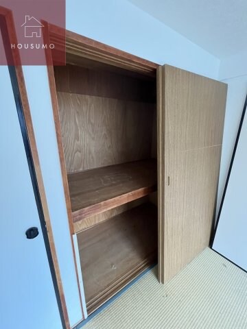 物件内観写真17　(収納のためのスペースです)