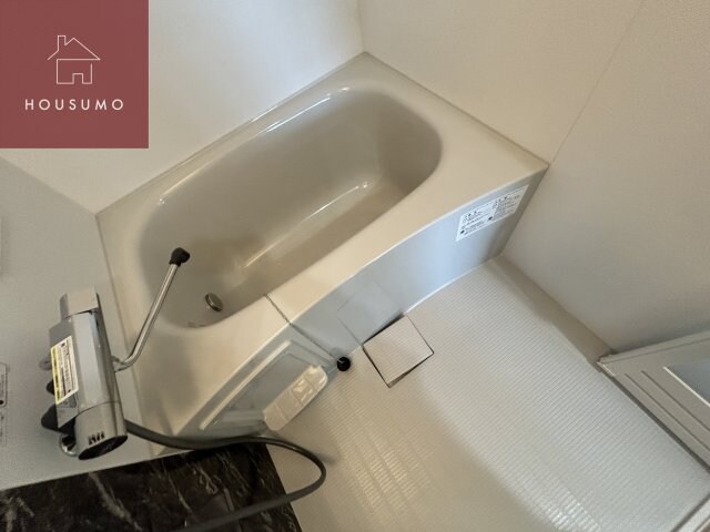 物件内観写真6　(コンパクトで使いやすいお風呂です)