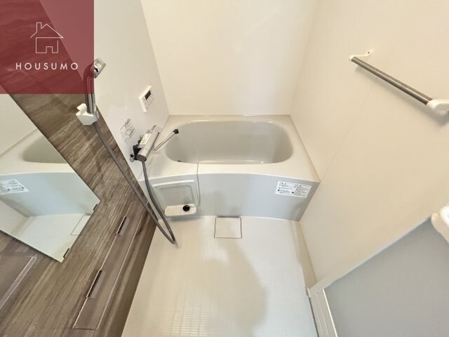 物件内観写真18　(落ち着いた空間のお風呂です)