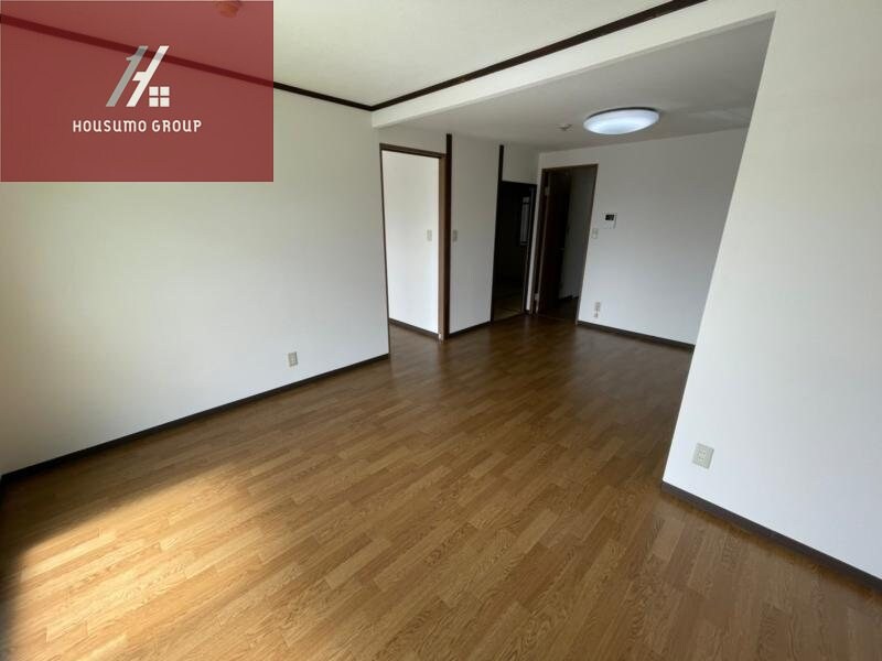 物件内観写真6　(コンパクトなキッチンで掃除もラクラク)