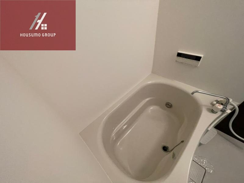 物件内観写真9　(シンプルで使いやすいトイレです)