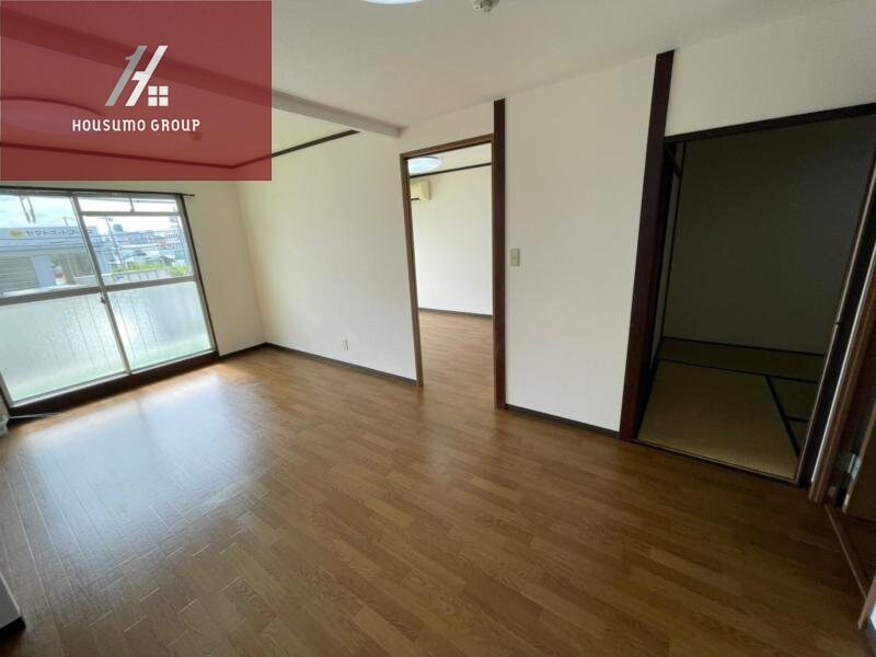 物件内観写真16　(ゆったり過ごせる居間です)